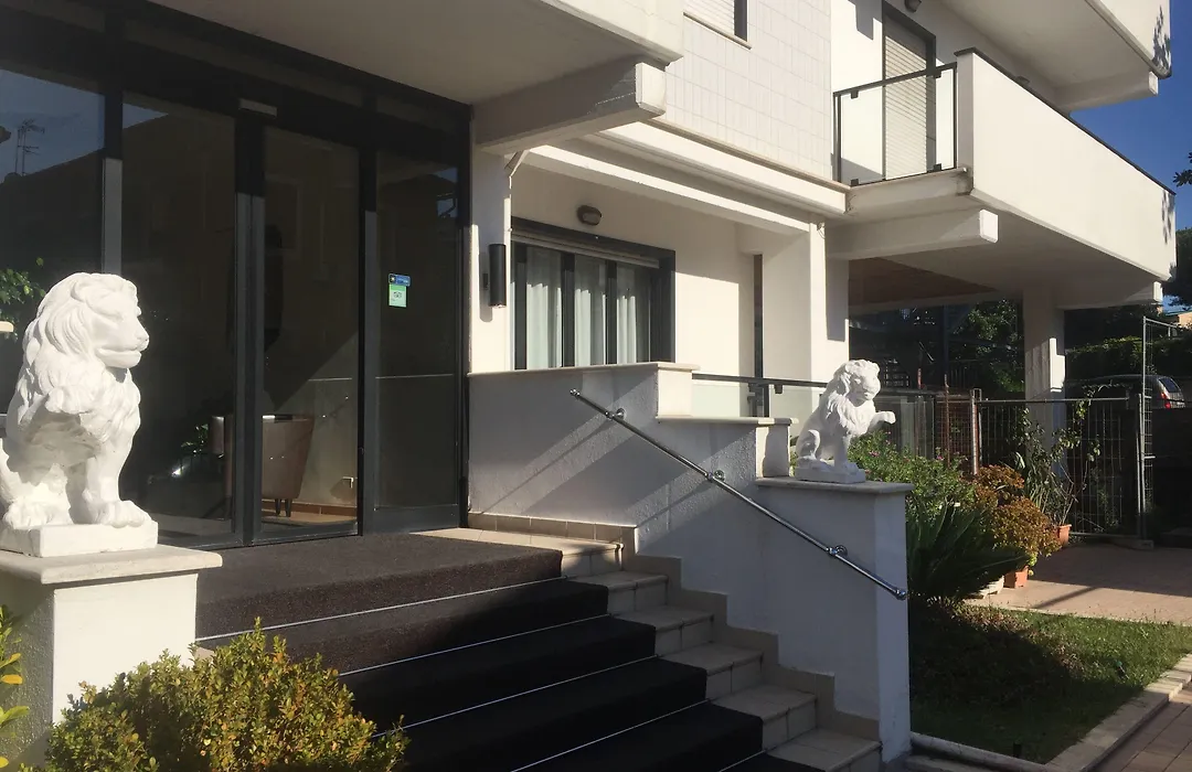 Hotel Sisto V-1